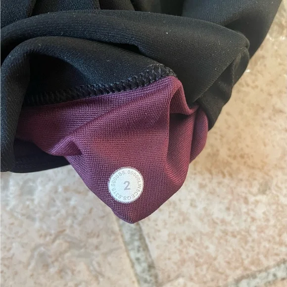 Lululemon high rise leggings - Picture 3 of 3